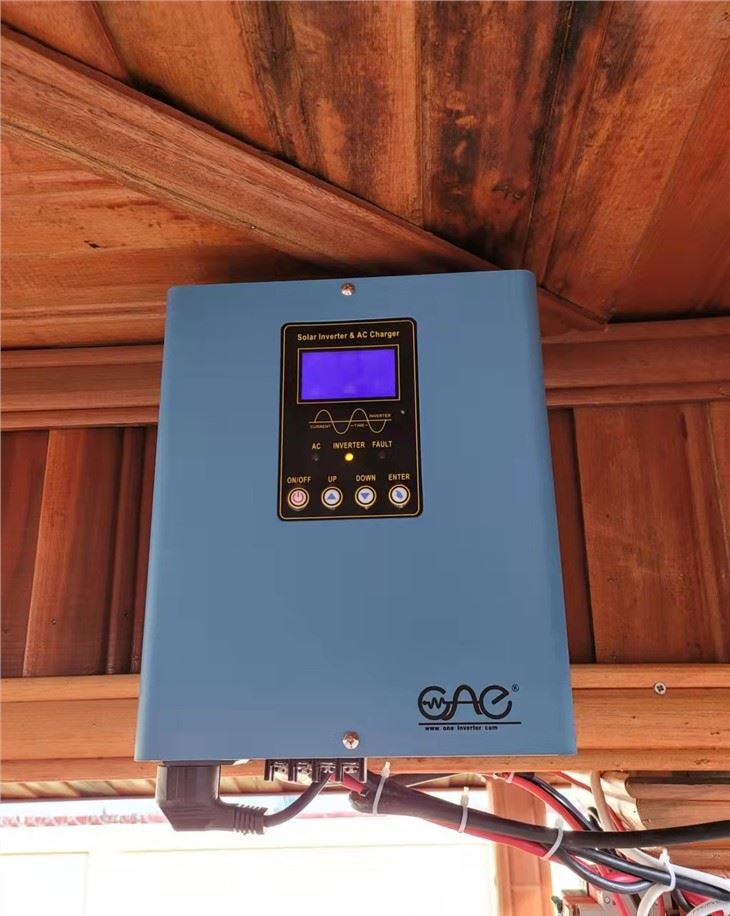 China Personalizado 350-1200W Mini inversor híbrido solar Fabricantes ...